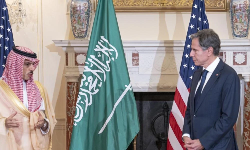 Μια «ανάσα» μακριά από ιστορική συμφωνία ΗΠΑ και Σαουδικής Αραβίας για την παροχή εγγυήσεων ασφαλείας στο Ριάντ